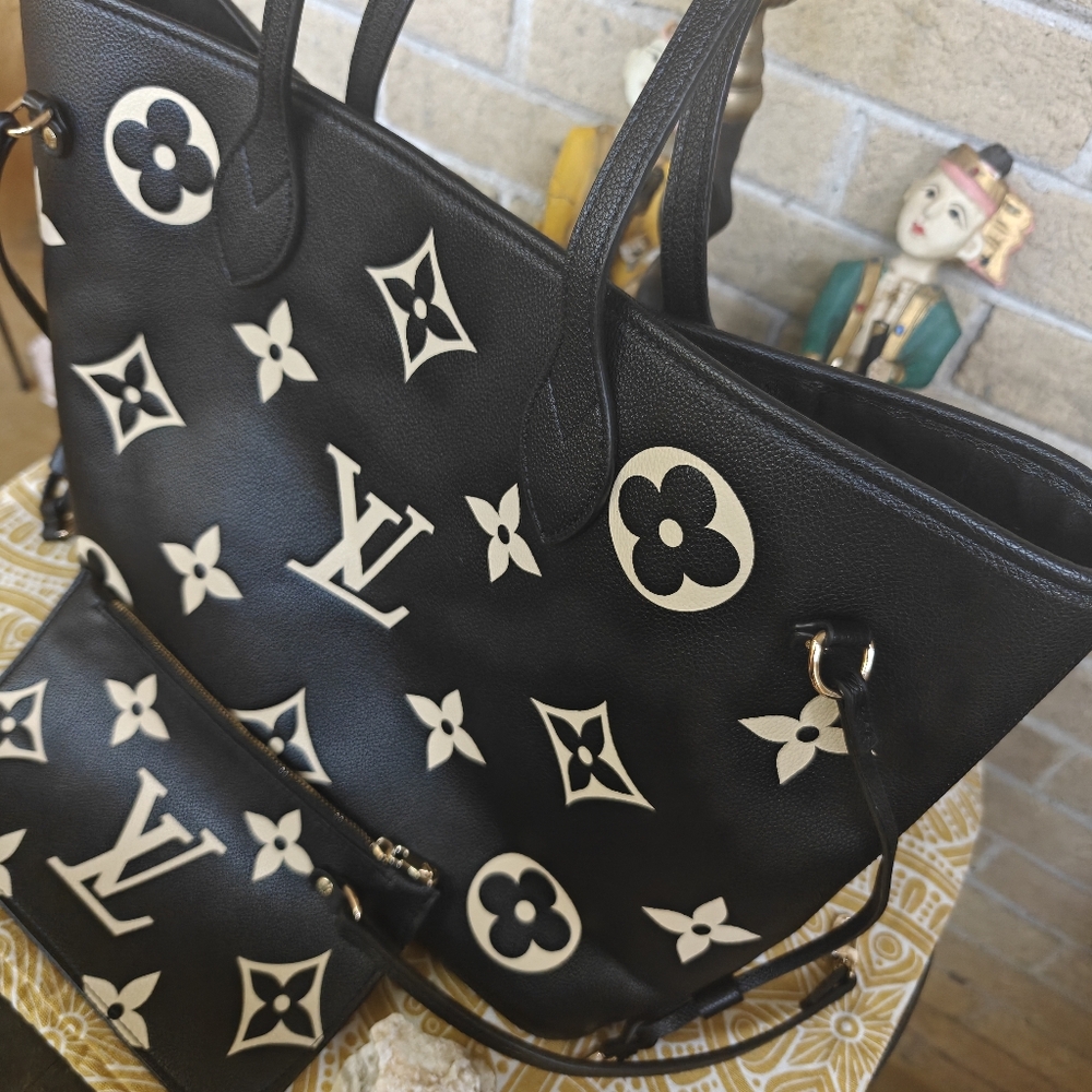 For Steph.......Classy FASHION Tote. New - Picture 2 of 14